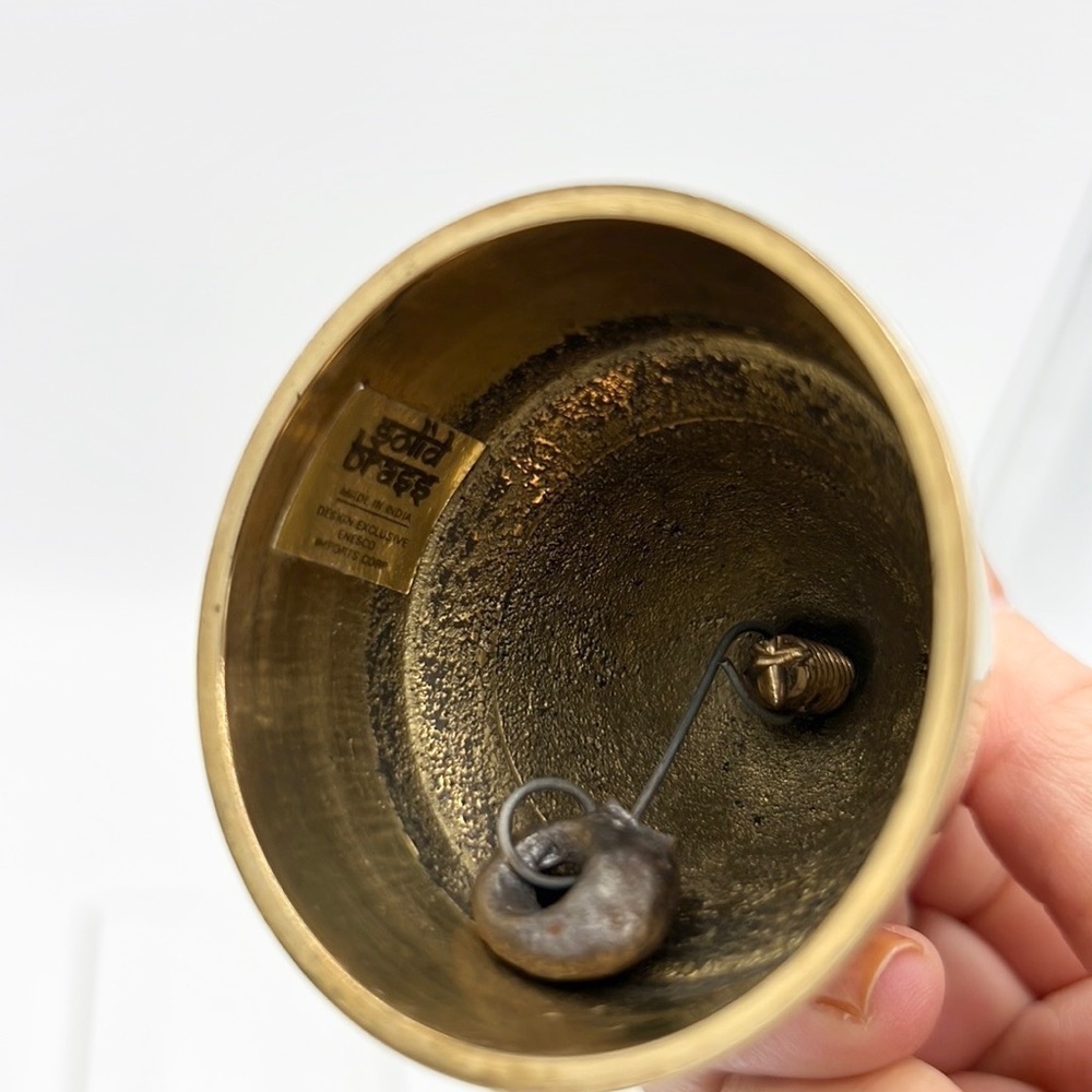 VINTAGE BRASS DESK HAND  BELL - Picture 5 of 7